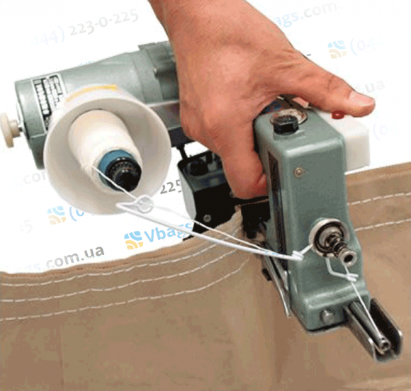  GK 9-2 прошивает полипропиленовые, джутовые, льняные, бумажные мешки.